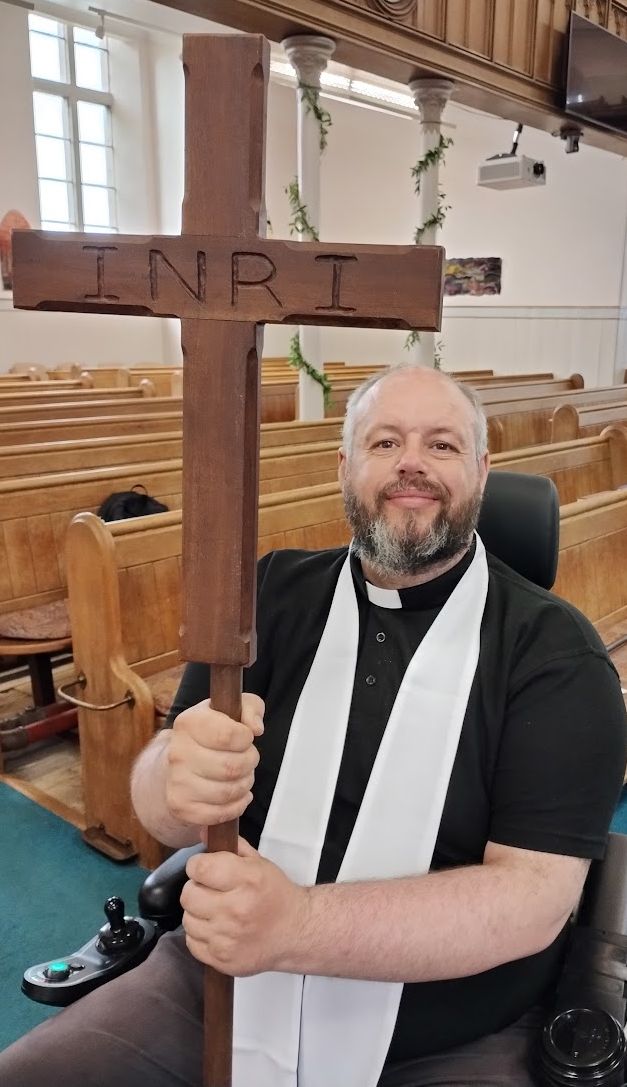 Revd Fr. Andrew Eade Cross-bearer Edinburgh synod Revd Fr. Andrew Eade Cross-bearer Edinburgh synod
