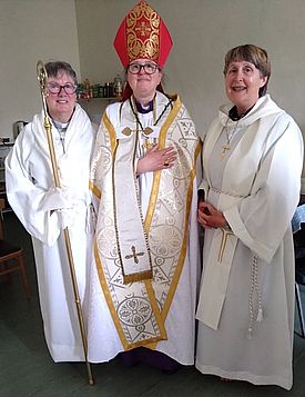 Revd. Liz Maitland with Bishop Paula-Willemijn Revd. Liz Maitland with Bishop Paula-Willemijn